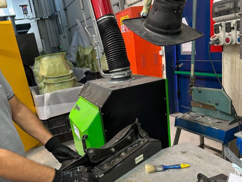 aspirazione esalazioni da ritocchi di verniciatura a solvente